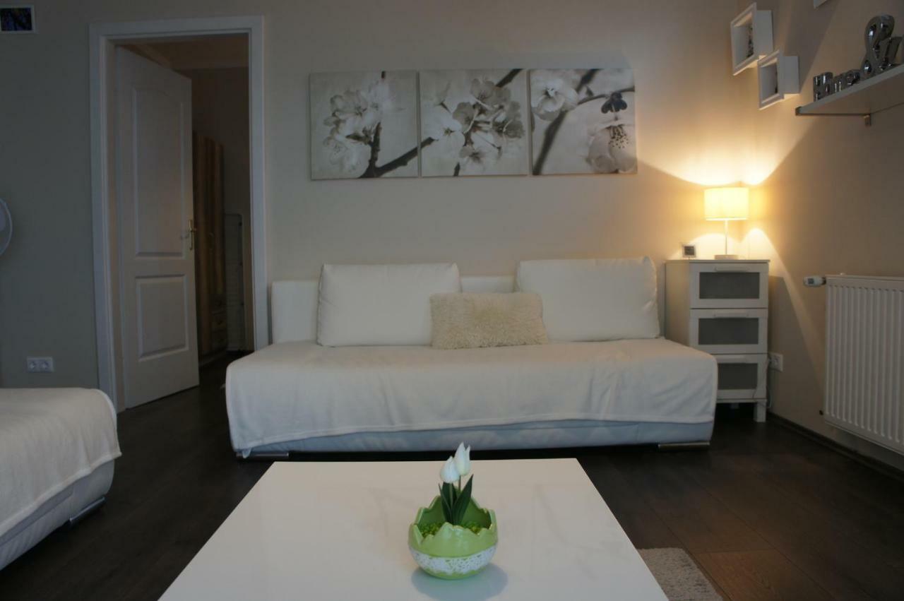Viktoria Apartmanok Siofok Exterior photo